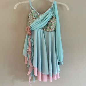 Laylas Dance Costume - Million Reasons - MC